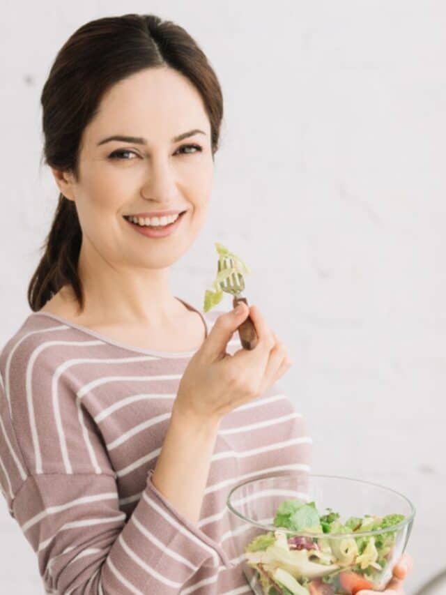 Windowsill Herb Oasis: Cultivating Fresh Greens at Home